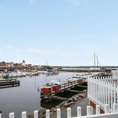 Armela - 10m From The Sea By Interhome *